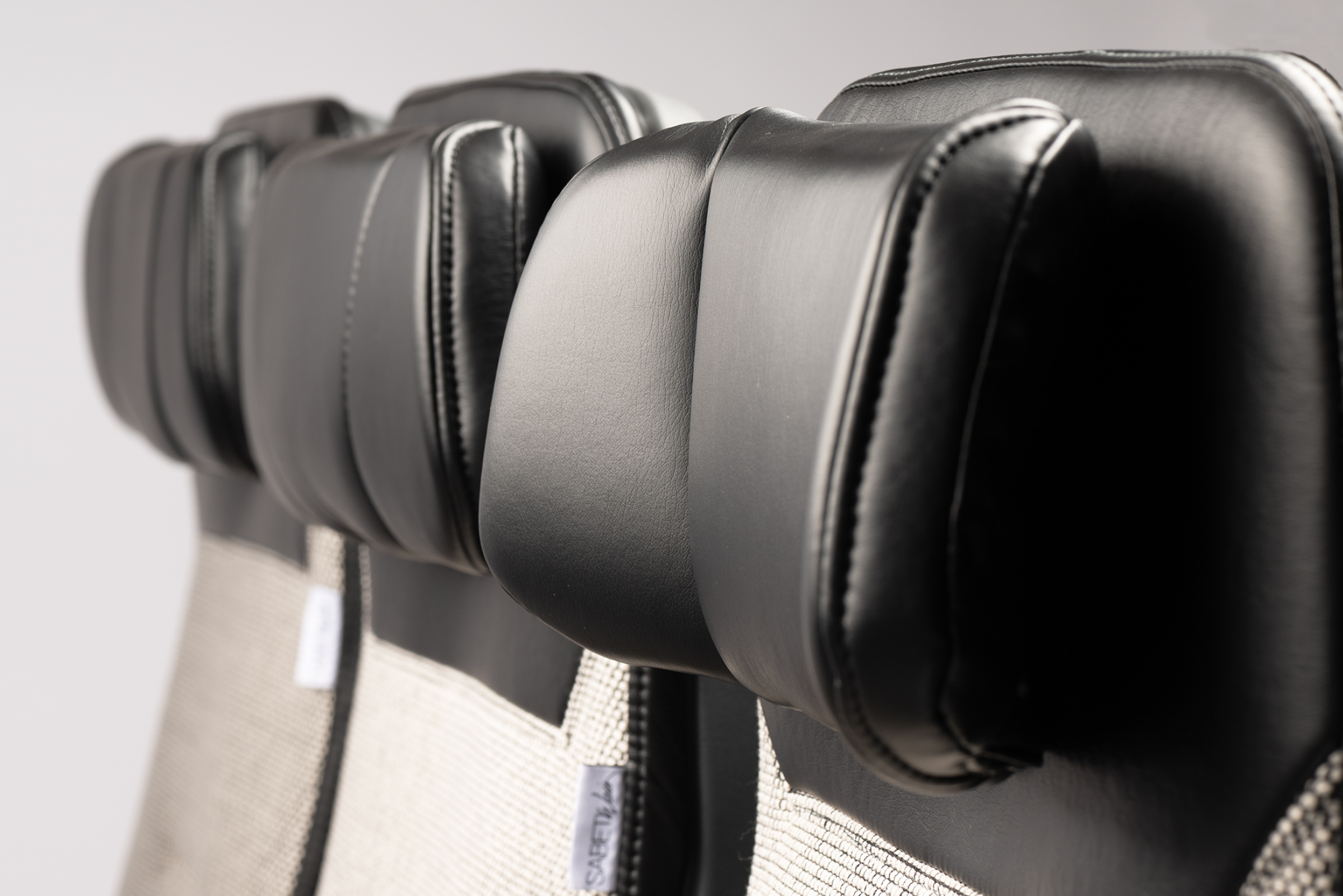 Mirus Aircrfat Seating Falcon Seat Head Rest