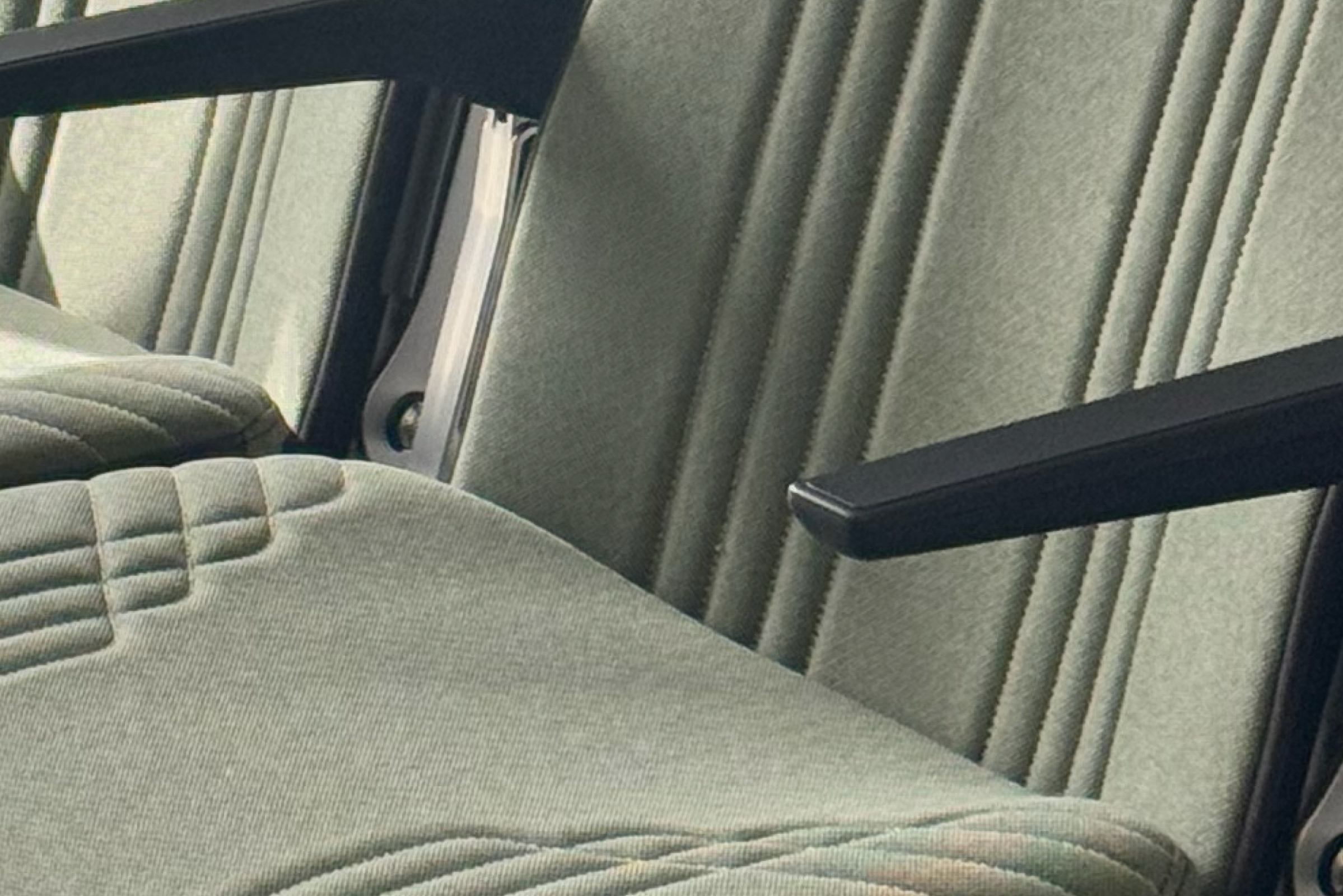 Mirus Aircraft Seating Hawk Duo LR seat close up