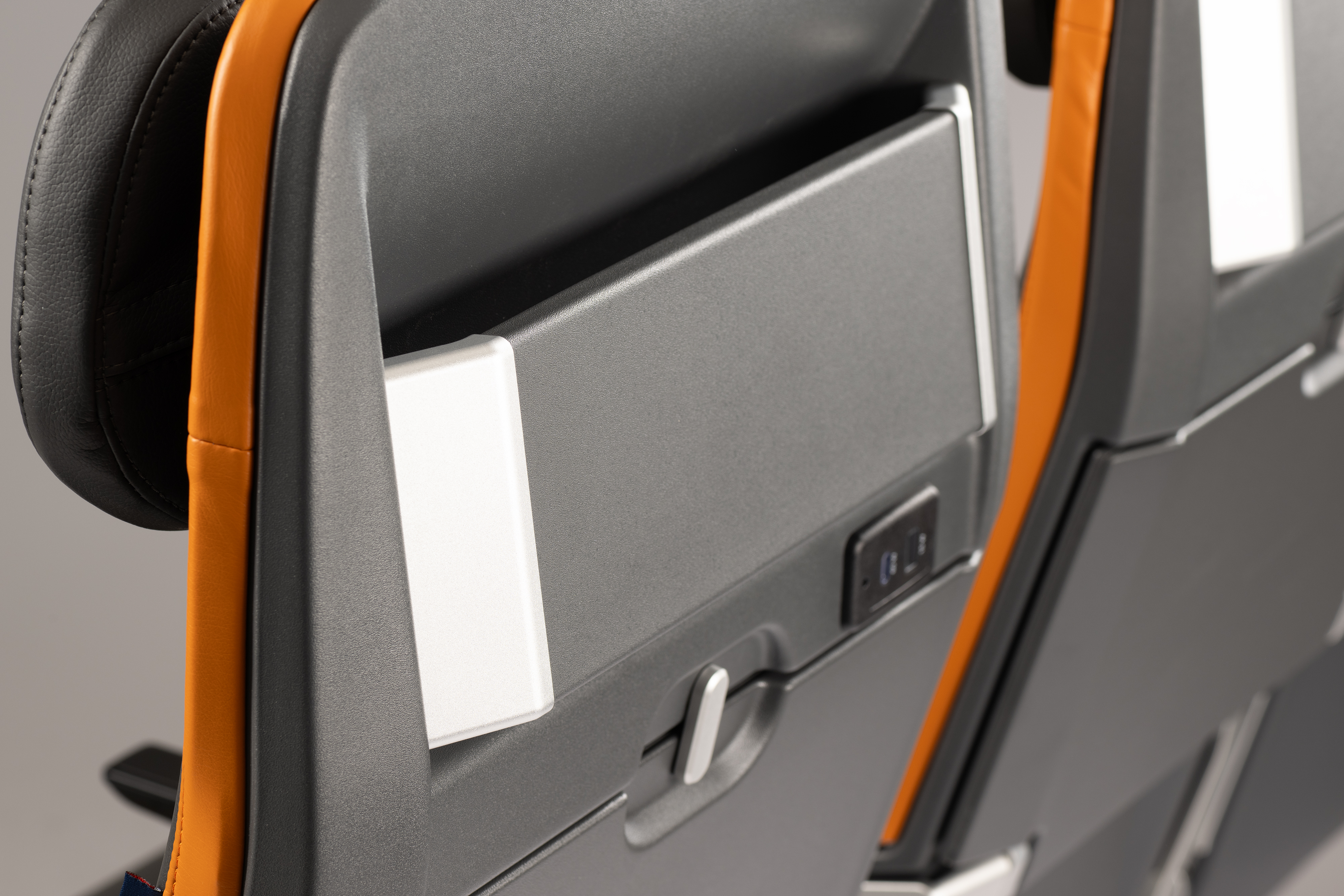 Mirus Aircraft Seating Hawk Duo Upper lit detail